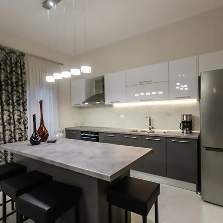 Erythrina #colony_deluxe_suite Thessaloniki